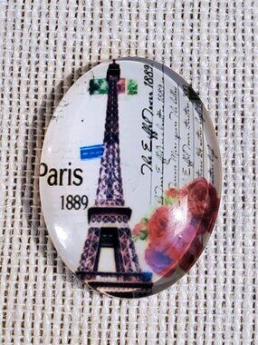 Handmade Paris France Eiffel Tower 40x30mm Oval Domed Glass Cabochon 8150-D